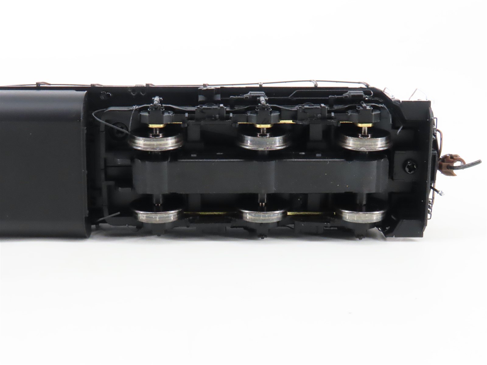 HO Athearn Genesis ATHG69355 CSX / Electro-Motive SD70M Diesel #4696 DCC & Sound