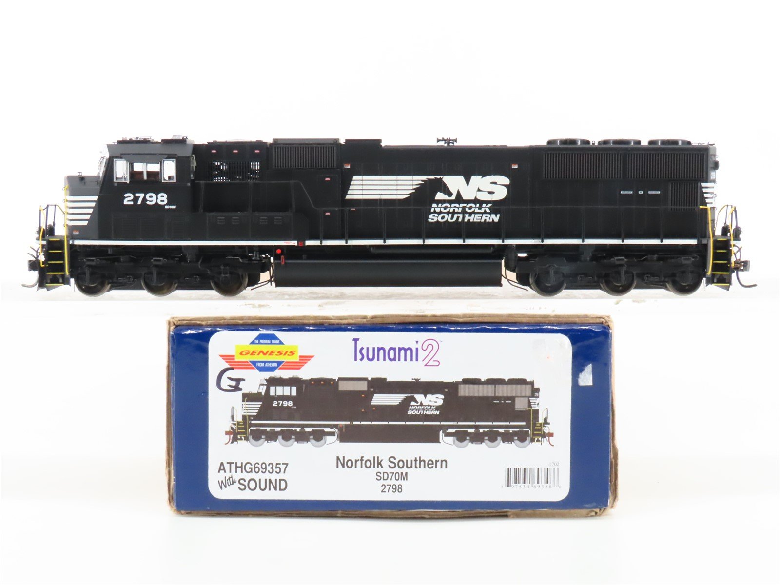 HO Athearn Genesis ATHG69357 NS Norfolk Southern SD70M Diesel 2798 w/DCC & Sound