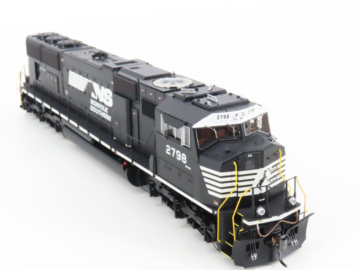 HO Athearn Genesis ATHG69357 NS Norfolk Southern SD70M Diesel 2798 w/DCC &amp; Sound