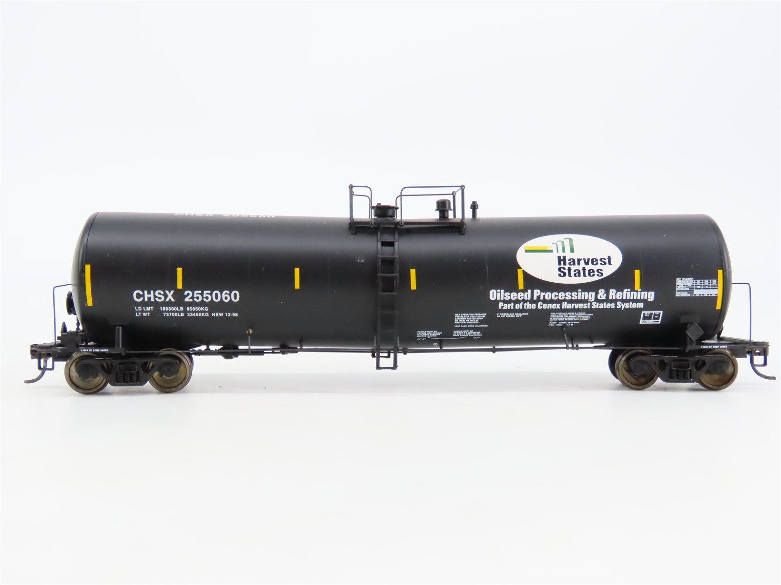 HO Scale Walthers CHSX Harvest States Funnel Flow Tank Car #255060