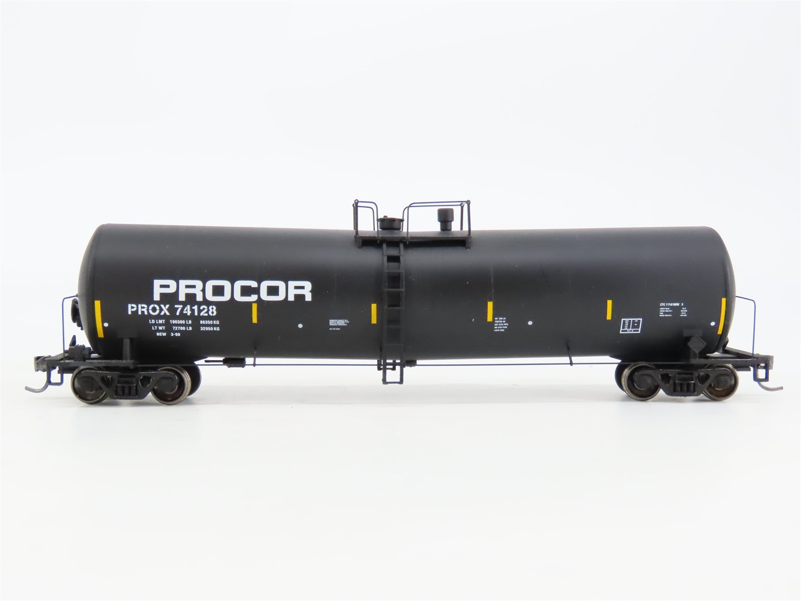 HO Scale Walthers PROX Procor Funnel Flow Tank Car #74128