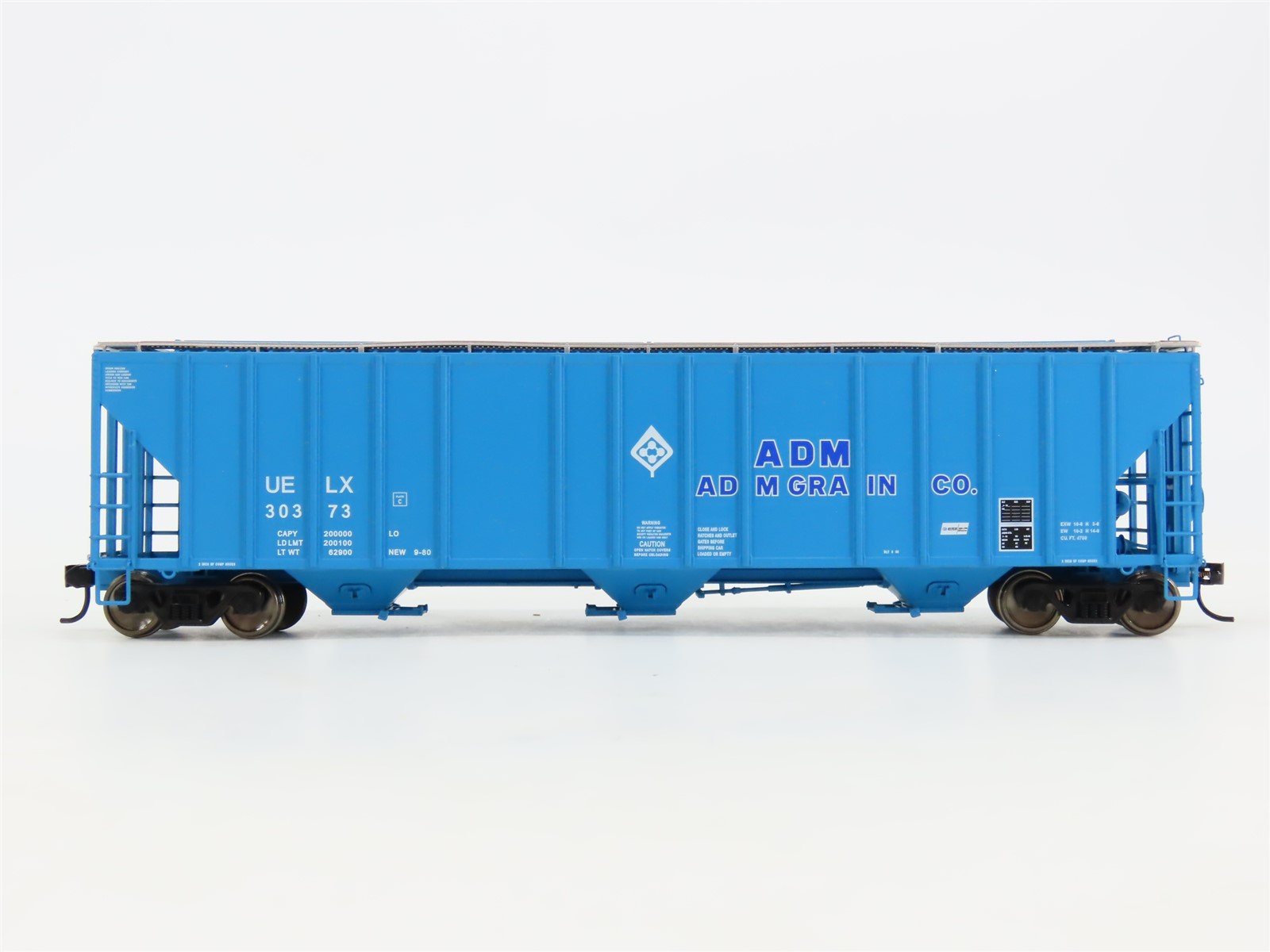 HO Scale Walthers UELX ADM Grain 3-Bay Covered Hopper #30373