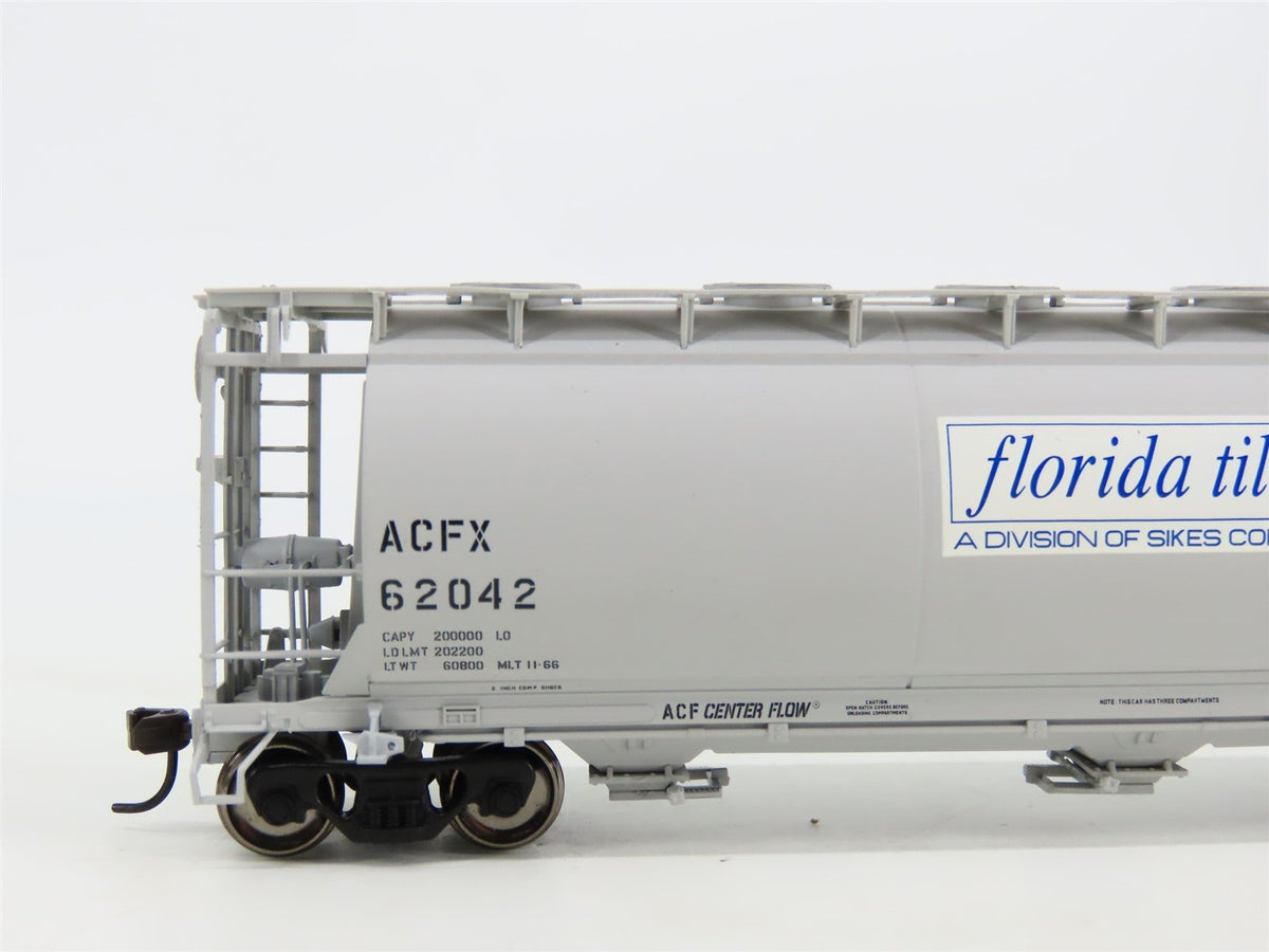 HO Scale Atlas ACFX Florida Tile 3-Bay Covered Hopper #62042