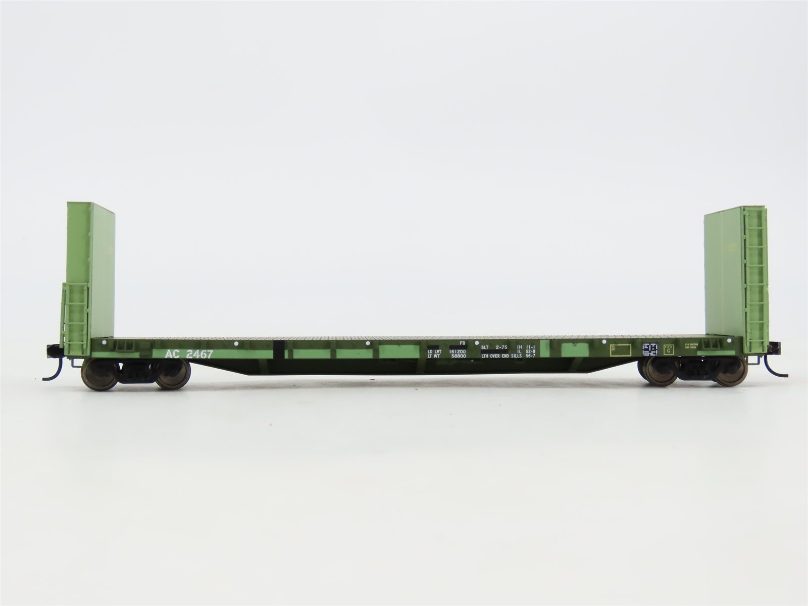 HO Scale Walthers AC Algoma Central 50' Bulkhead Flat Car #2467