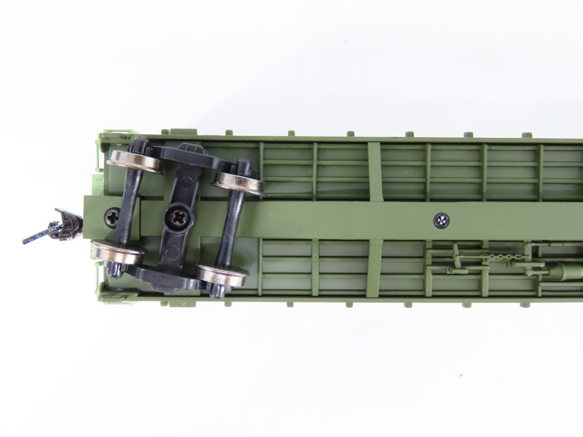HO Scale Walthers AC Algoma Central 50&#39; Bulkhead Flat Car #2467