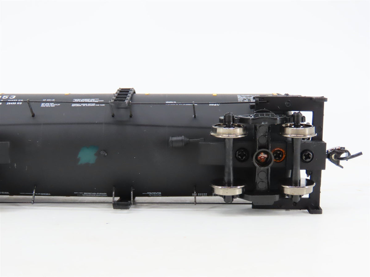 HO Scale Walthers CCLX Corn Products Tank Car #1353