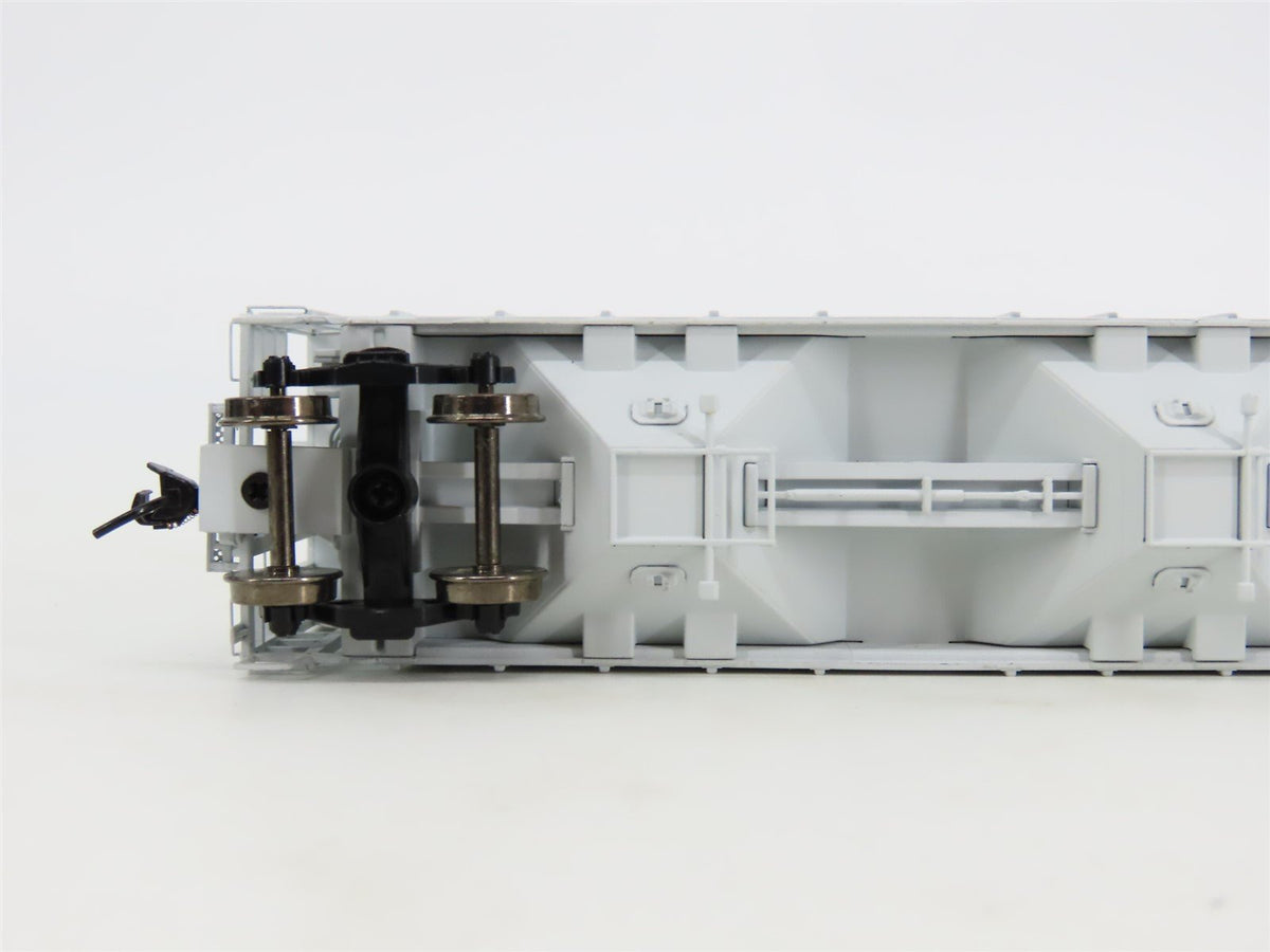 HO Scale Walthers UELX ADM 3-Bay Covered Hopper #65139