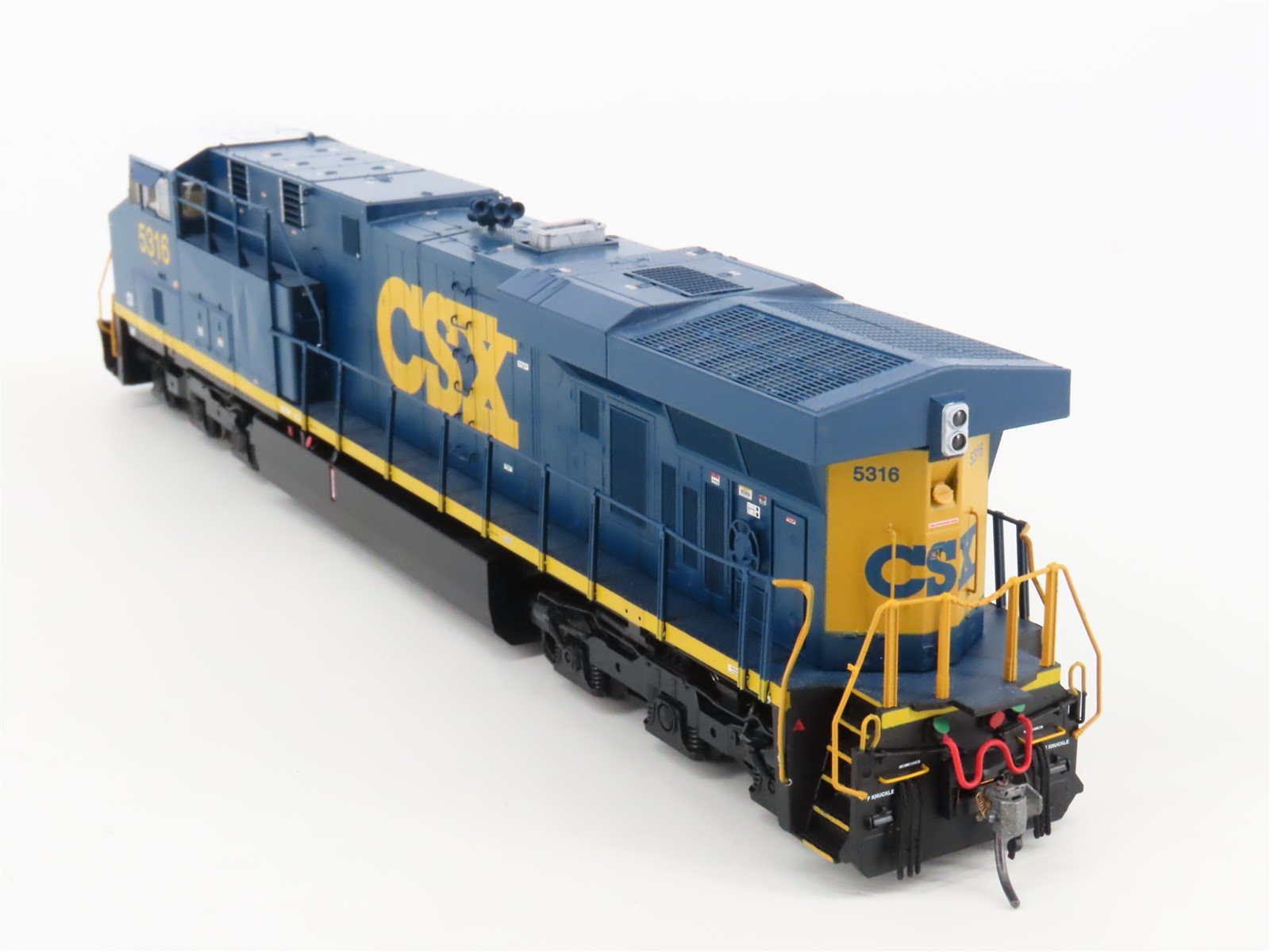 HO Scale Intermountain 49722S-08 CSX ES44DC Diesel Locomotive #5316 wDCC & Sound