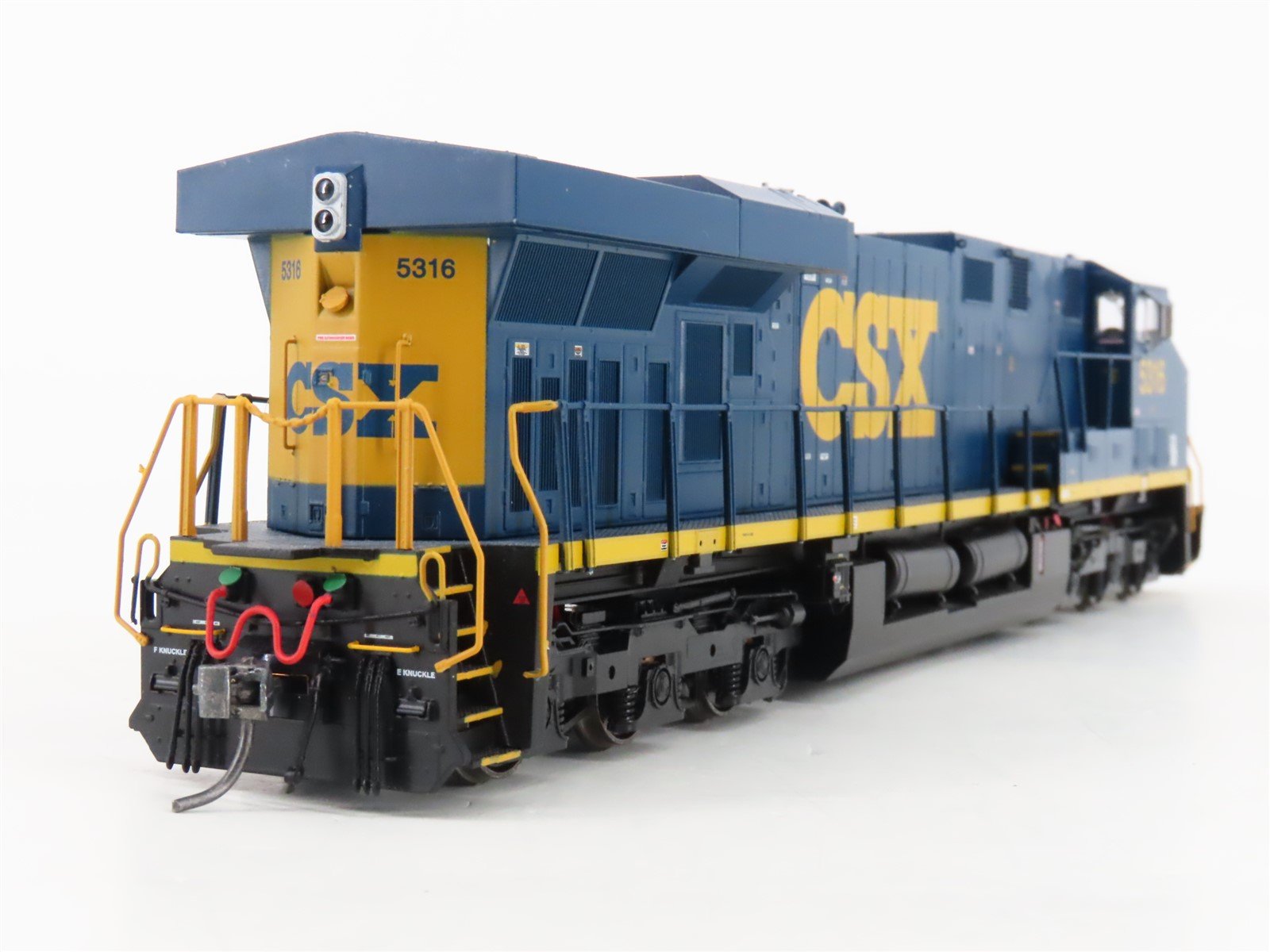 HO Scale Intermountain 49722S-08 CSX ES44DC Diesel Locomotive #5316 wDCC & Sound
