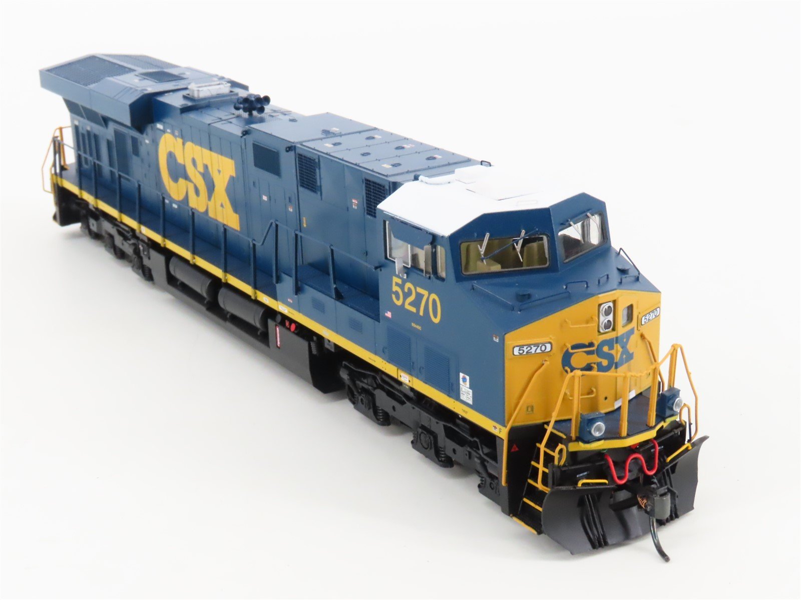 HO Scale Intermountain 49722S-07 CSX ES44DC Diesel Locomotive #5270 wDCC & Sound