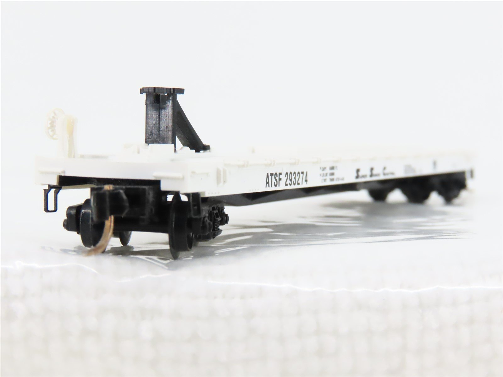 N Scale Micro-Trains MTL 64010 ATSF Santa Fe 57' Flatcar #293274