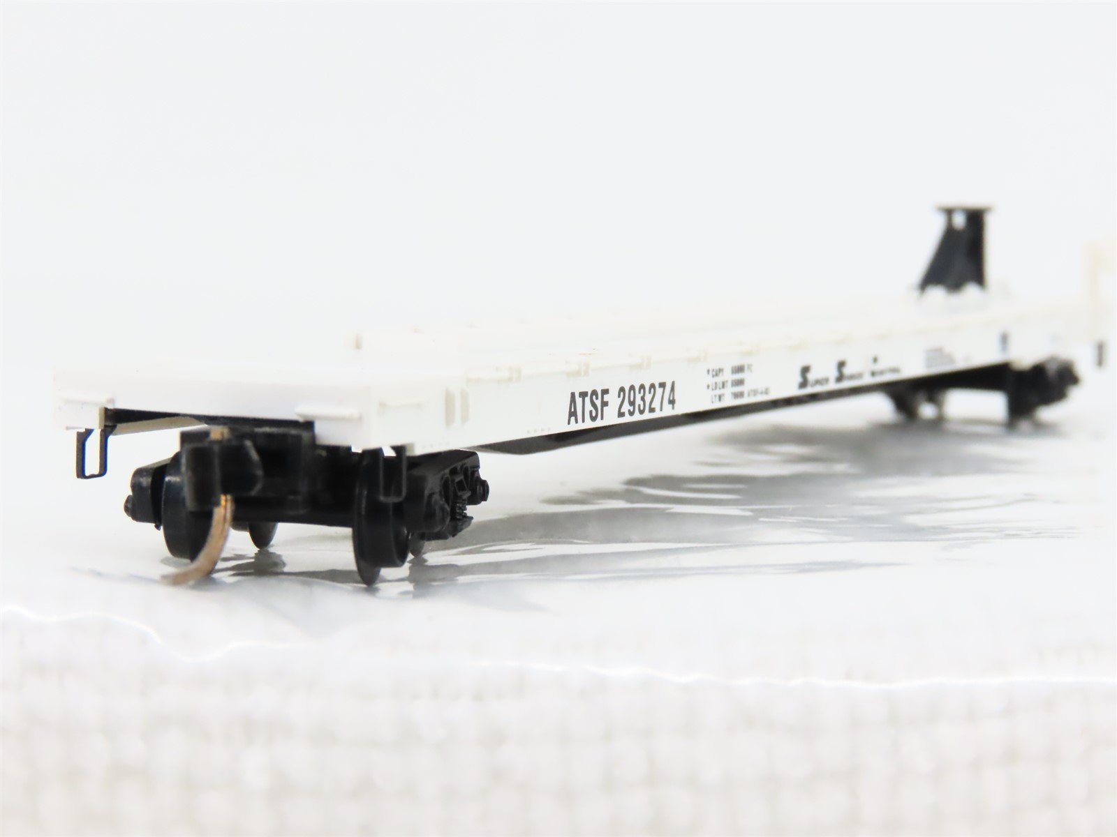 N Scale Micro-Trains MTL 64010 ATSF Santa Fe 57' Flatcar #293274
