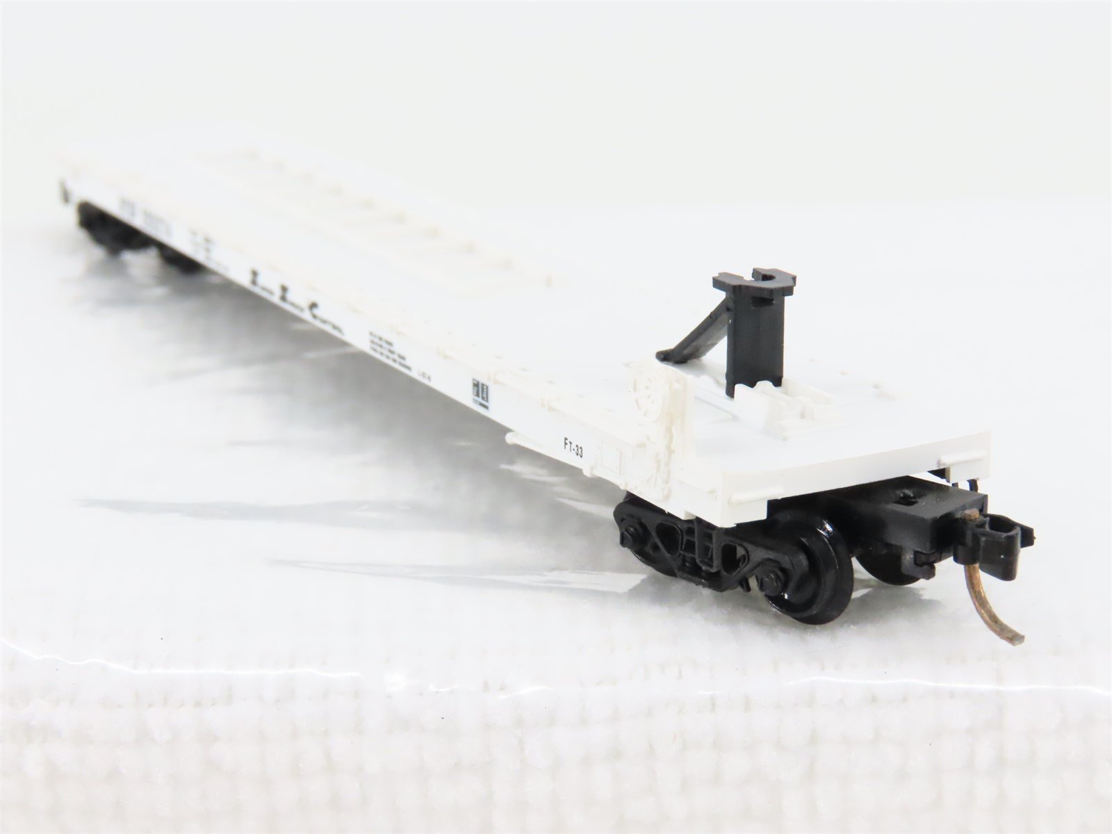 N Scale Micro-Trains MTL 64010 ATSF Santa Fe 57' Flatcar #293274