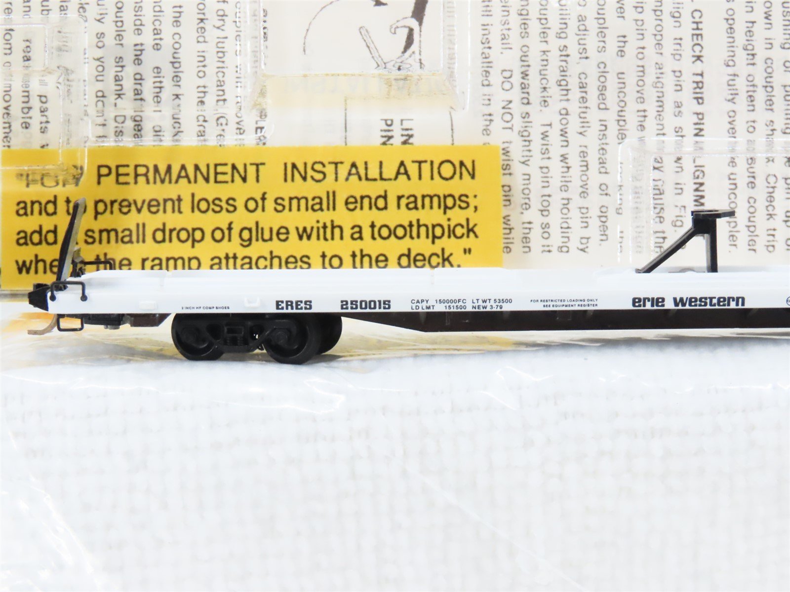 N Scale Micro-Trains MTL 71030 Erie Western 89' TOFC Flatcar #250015