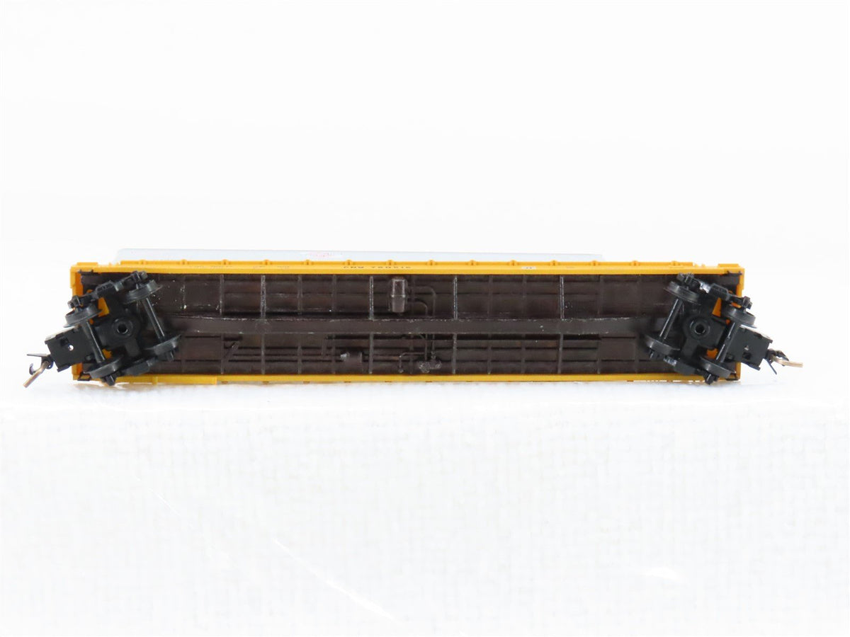 N Micro-Trains MTL 64024 CNW Railway 57&#39; Flatcar #780516 w45&#39; CNW Trailer