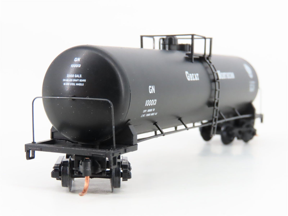 N Scale Micro-Trains MTL 110050 GN Great Northern 56&#39; General Tankcar #100013