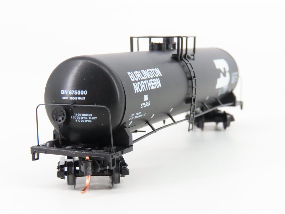 N Micro-Trains MTL 110040 BN Burlington Northern 56&#39; General Tankcar #875000