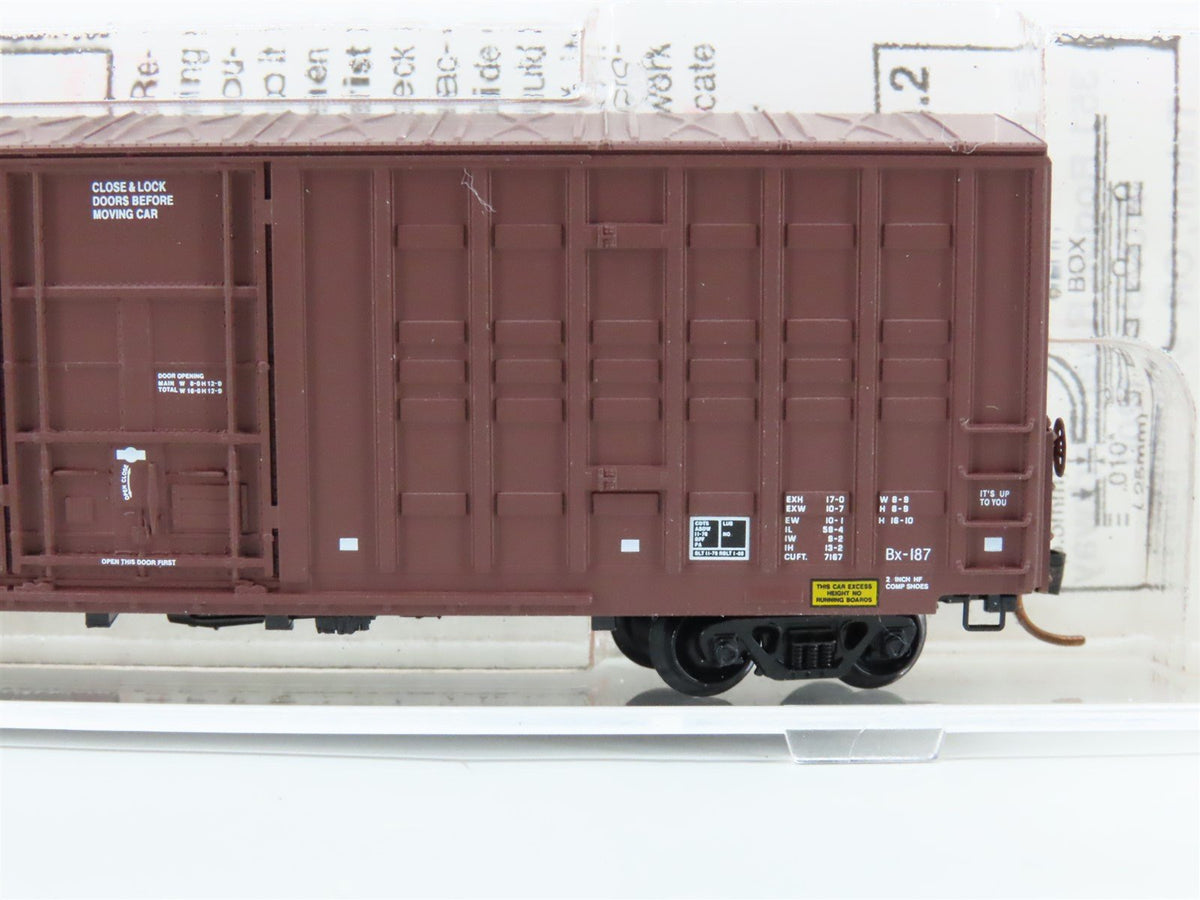 N Scale Micro-Trains MTL 103050 ATSF Santa Fe 60&#39; Waffle Side Boxcar #37572