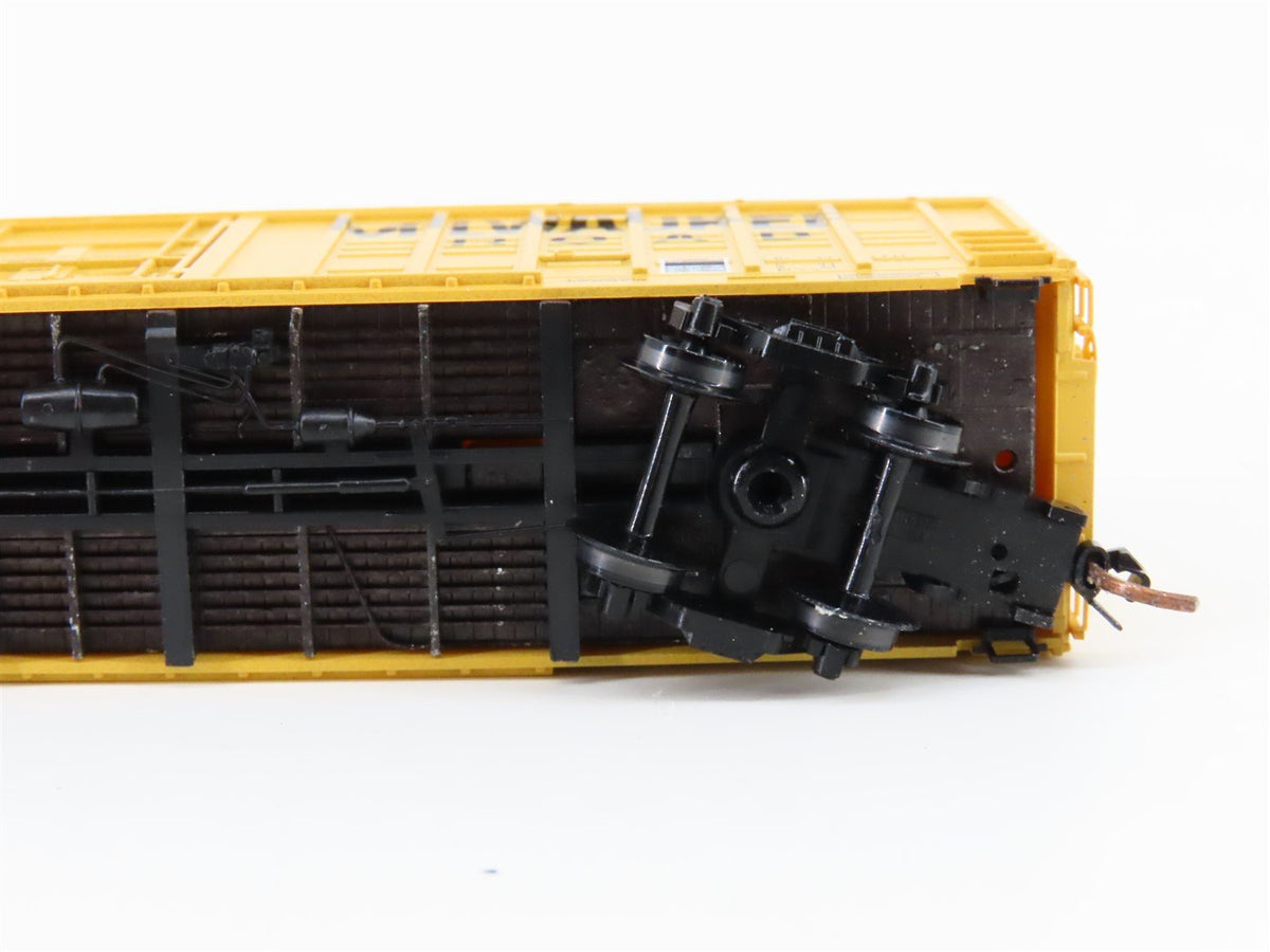 N Scale Micro-Trains MTL 103040 MILW Milwaukee Road 60&#39; Waffle Side Boxcar #4295
