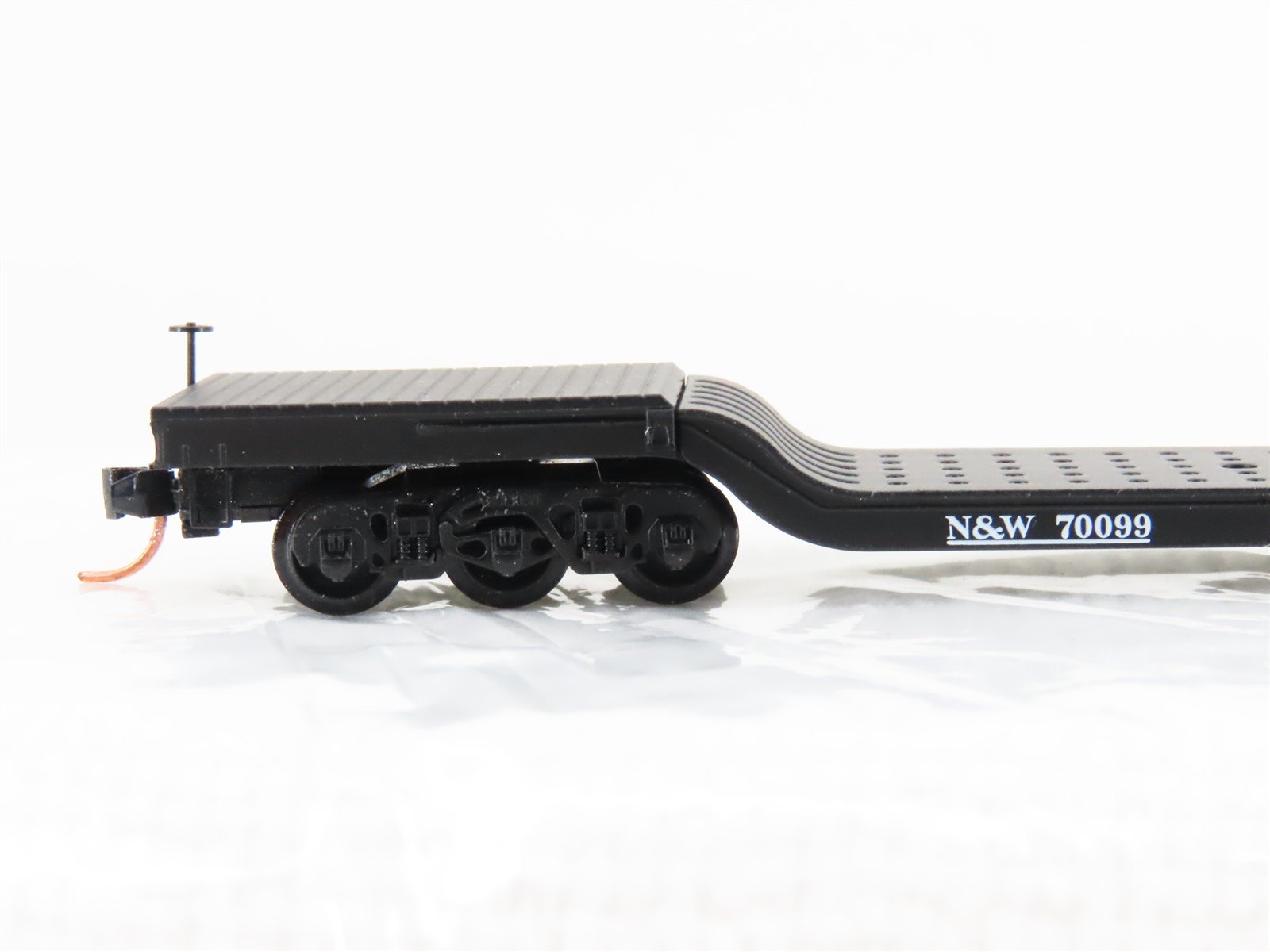 N Micro-Trains MTL 109030 N&W Norfolk & Western Depressed Center Flatcar #70099