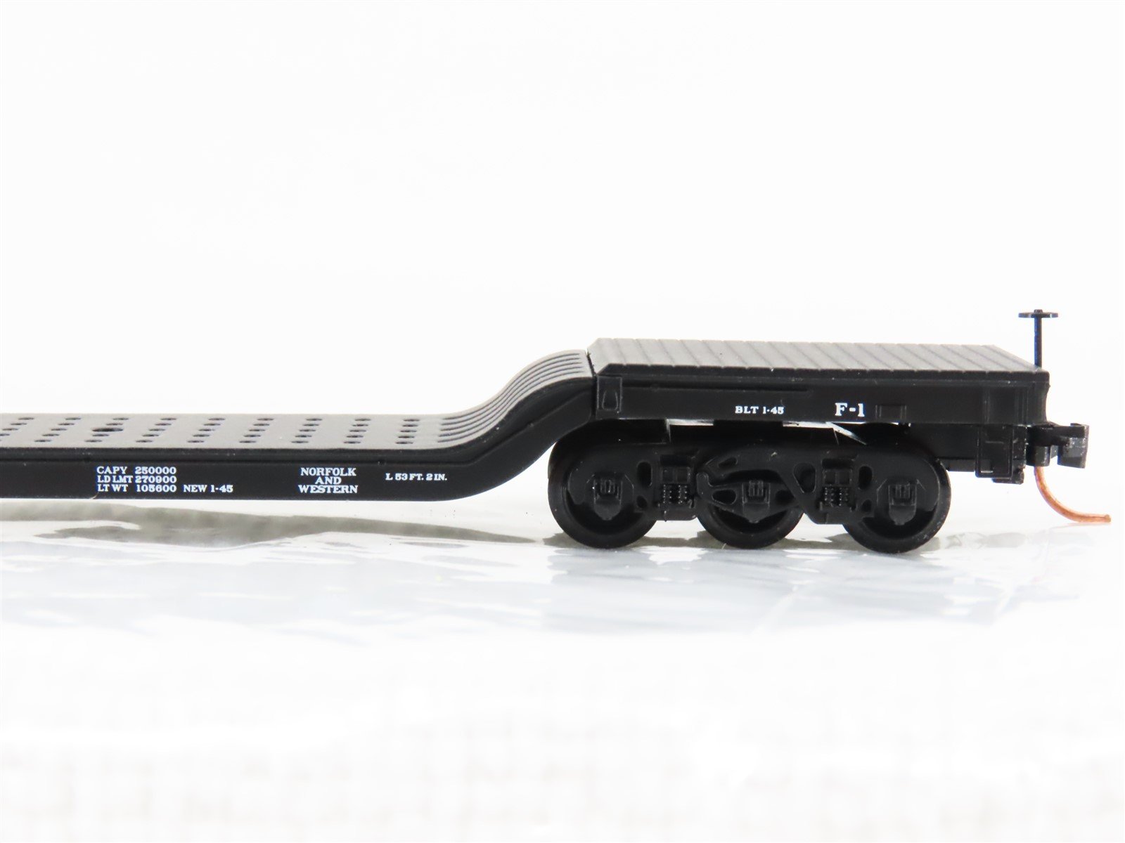 N Micro-Trains MTL 109030 N&W Norfolk & Western Depressed Center Flatcar #70099