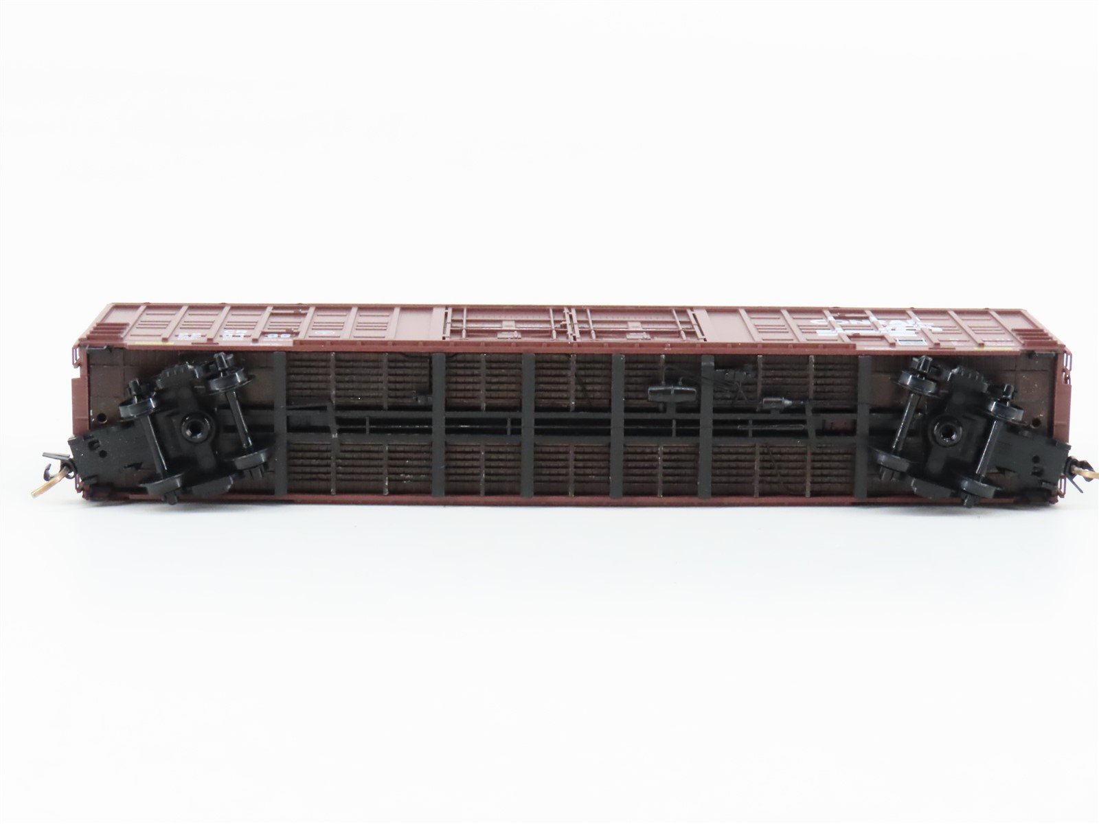 N Scale Micro-Trains MTL 103020 CR Conrail 60' Waffle Side Boxcar #223435