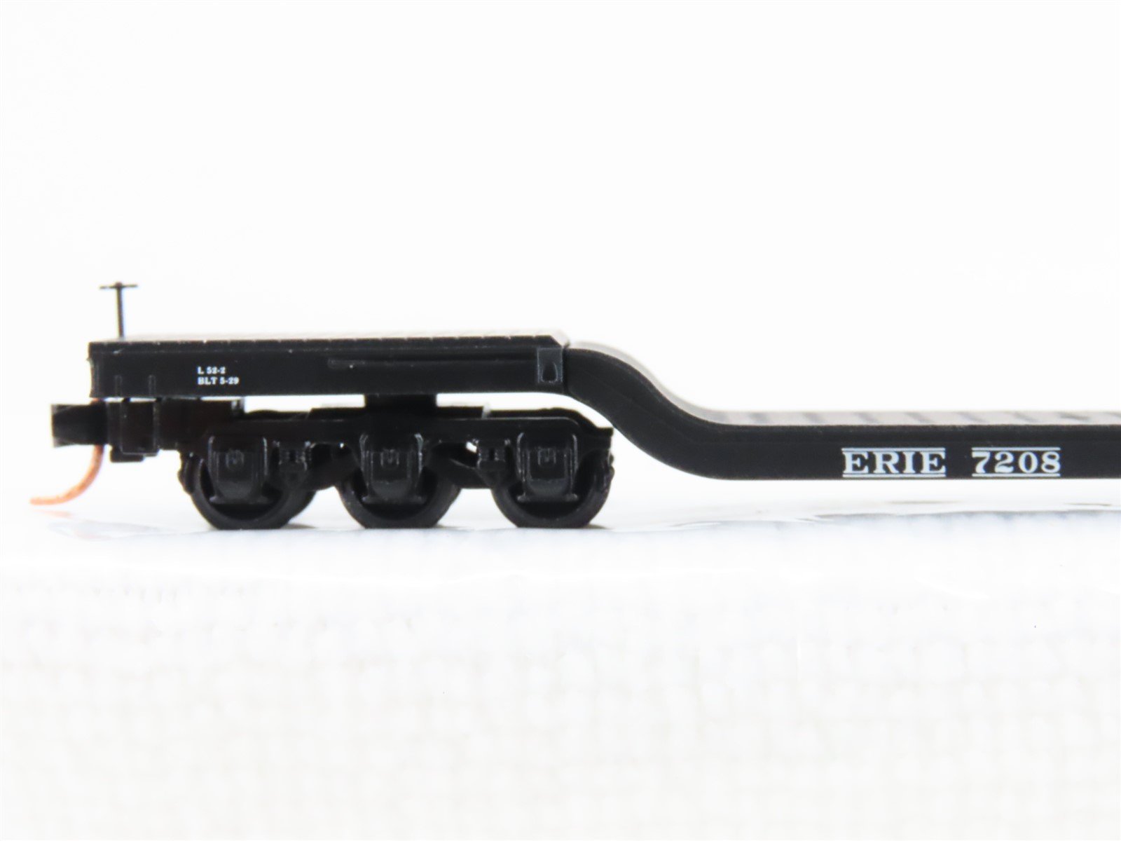 N Scale Micro-Trains MTL 109050 EL Erie Lackawanna Depressed Flatcar #7208