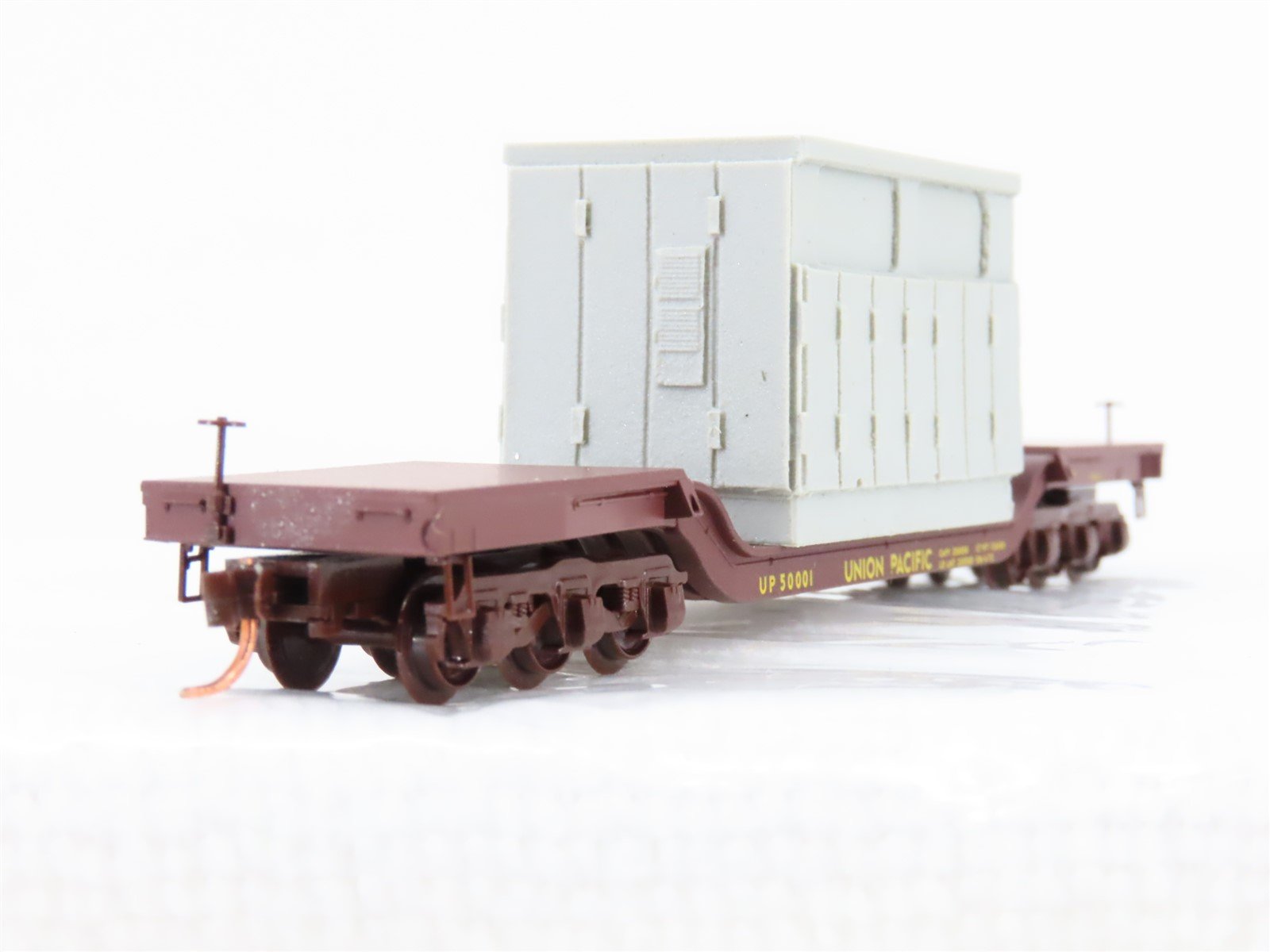 N Scale Micro-Trains MTL 109220 UP Union Pacific Depressed Flatcar #50001 w/Load