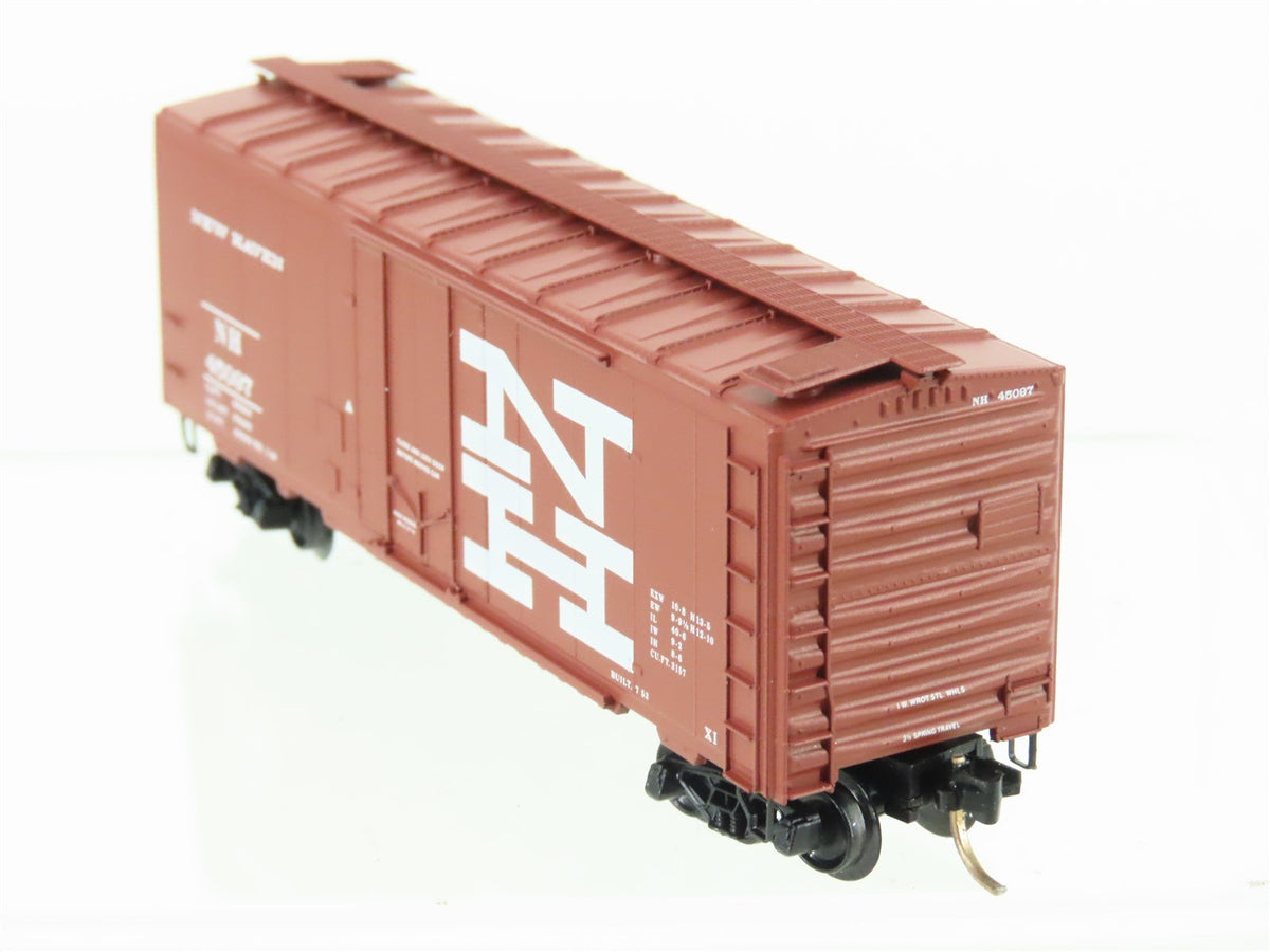 N Scale Micro-Trains MTL 21250 NH New Haven 40&#39; Plug Door Box Car #45097