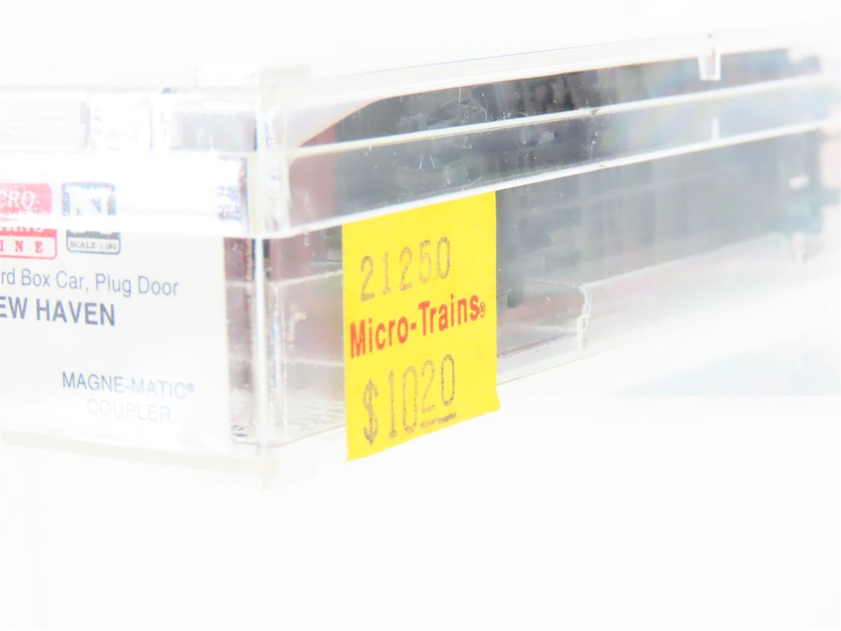 N Scale Micro-Trains MTL 21250 NH New Haven 40&#39; Plug Door Box Car #45097