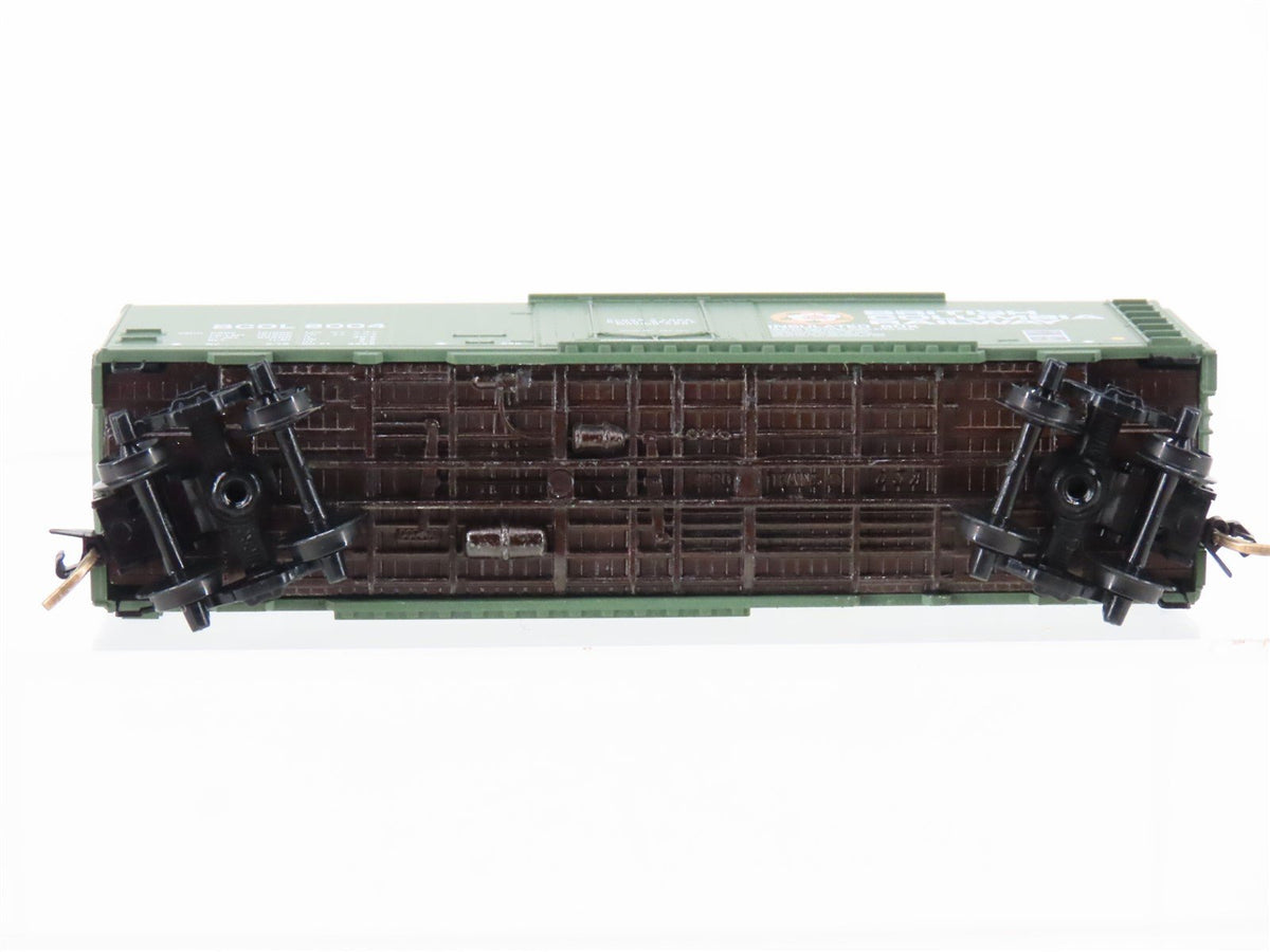 N Scale Micro-Trains MTL 21230 BCOL British Columbia Railway 40&#39; Box Car #8004