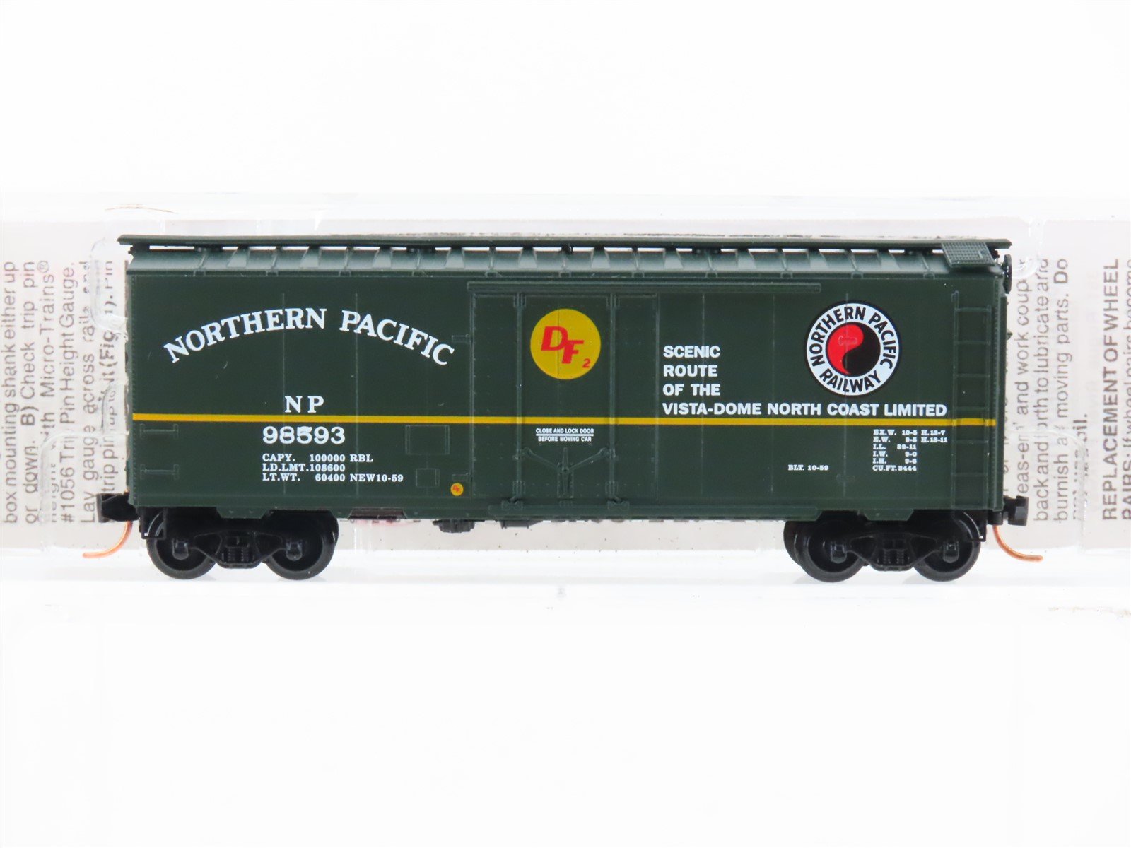 N Scale Micro-Trains MTL 21210 NP Northern Pacific 40' Plug Door Box Car #98593