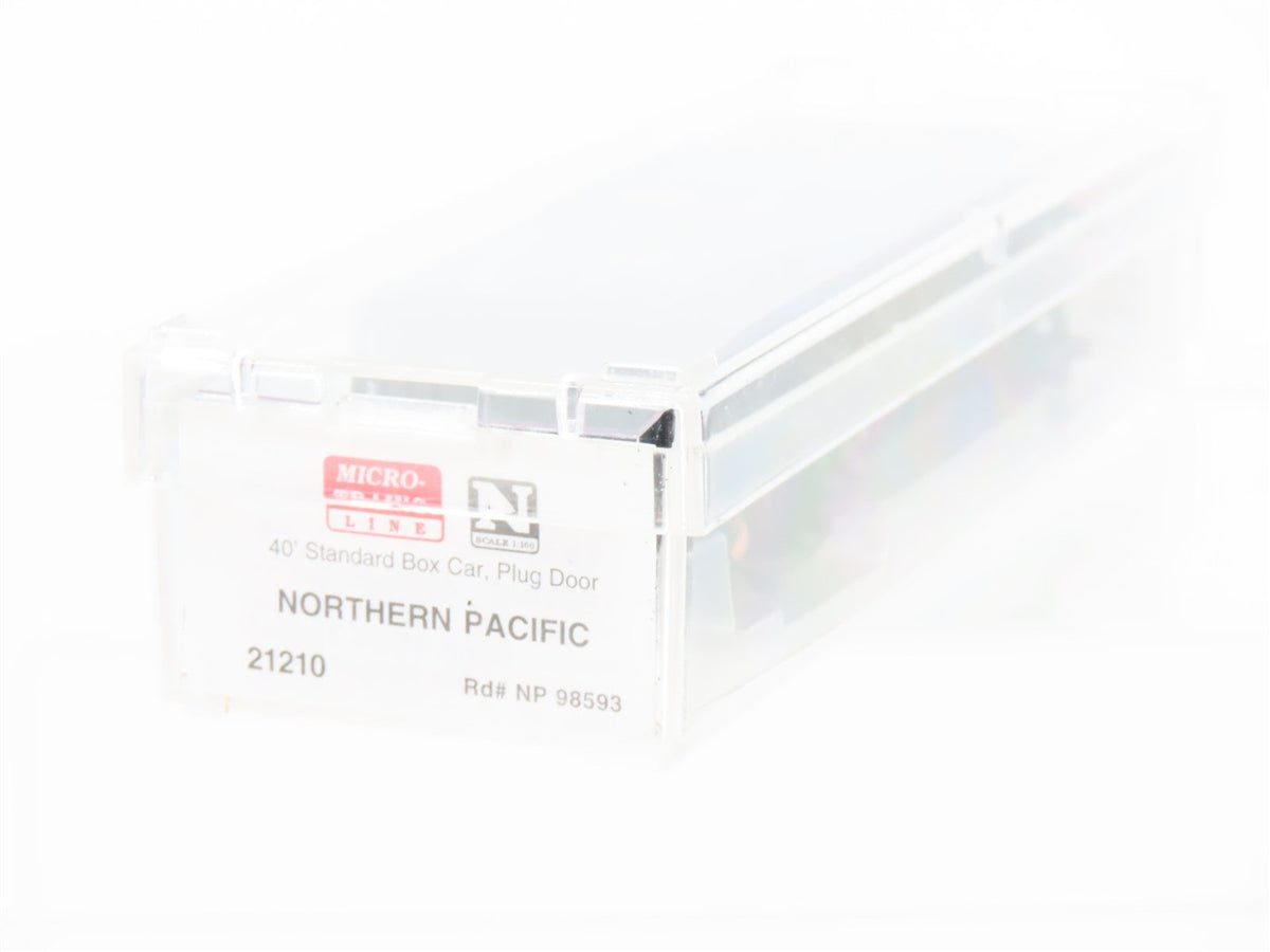 N Scale Micro-Trains MTL 21210 NP Northern Pacific 40&#39; Plug Door Box Car #98593