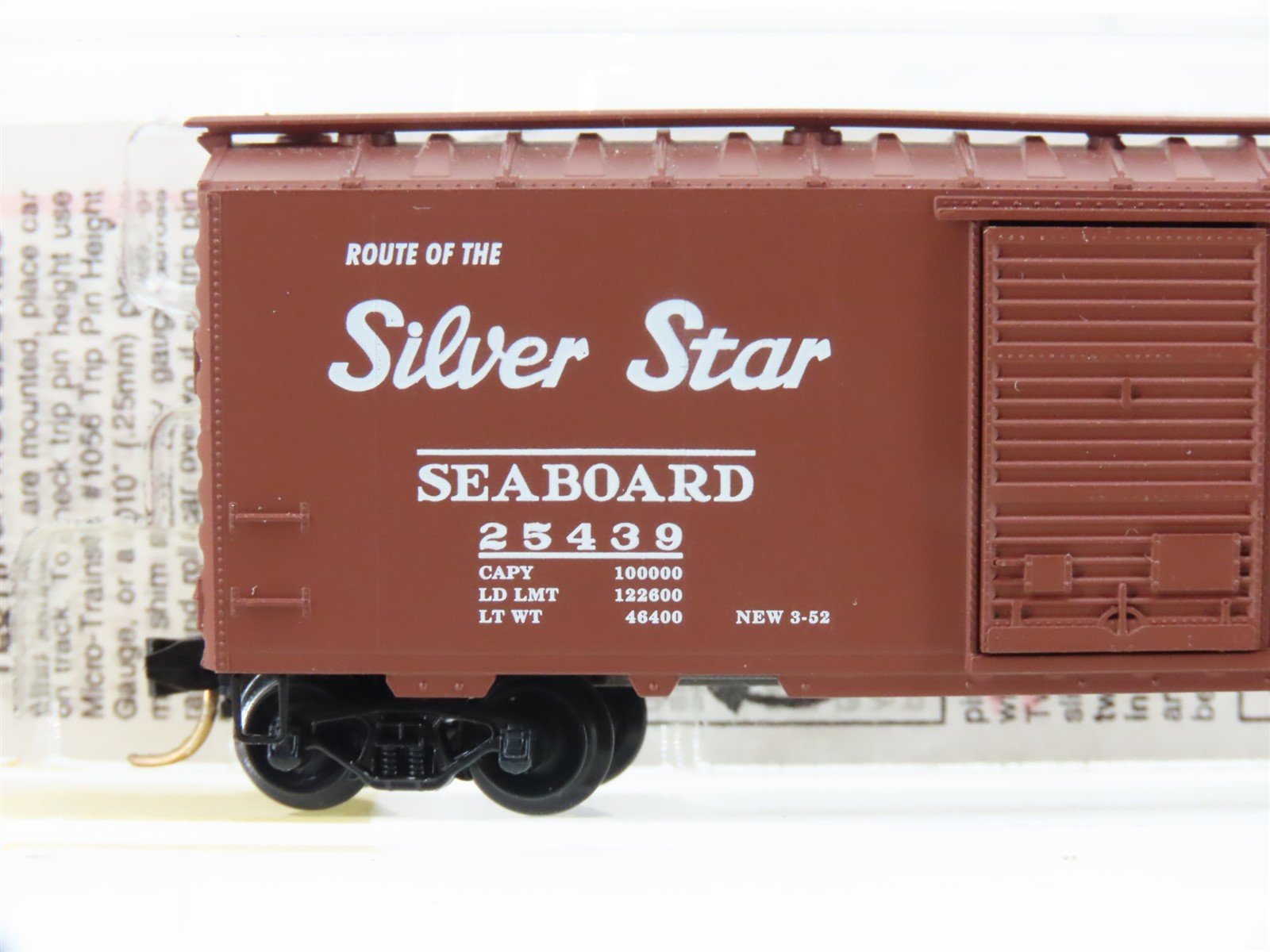 N Scale Micro-Trains MTL 20650 SAL Seaboard Silver Star 40' Box Car #25439