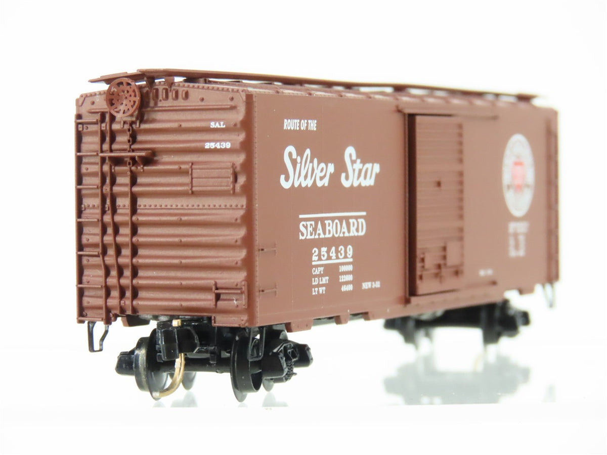 N Scale Micro-Trains MTL 20650 SAL Seaboard Silver Star 40&#39; Box Car #25439