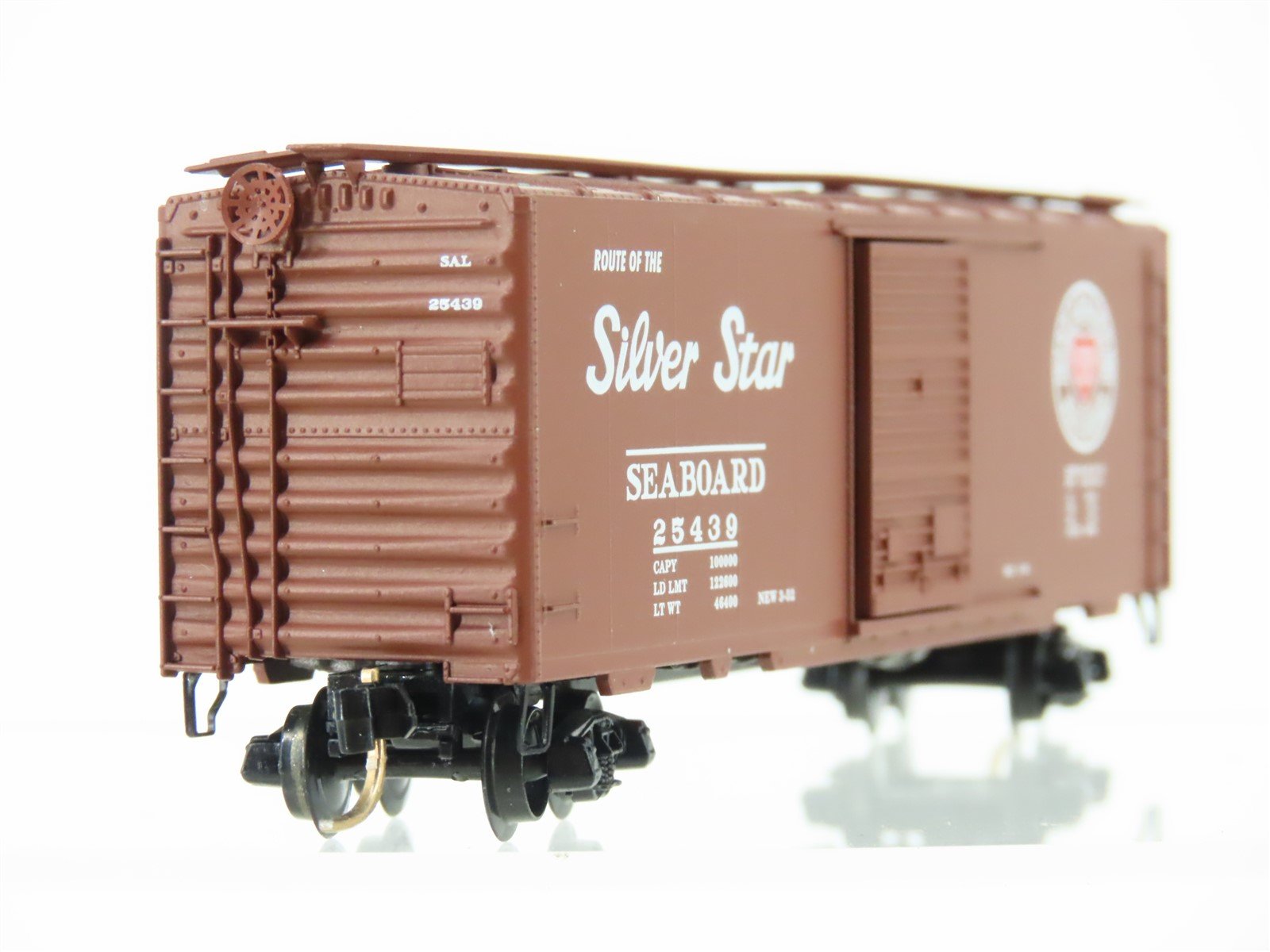 N Scale Micro-Trains MTL 20650 SAL Seaboard Silver Star 40' Box Car #25439