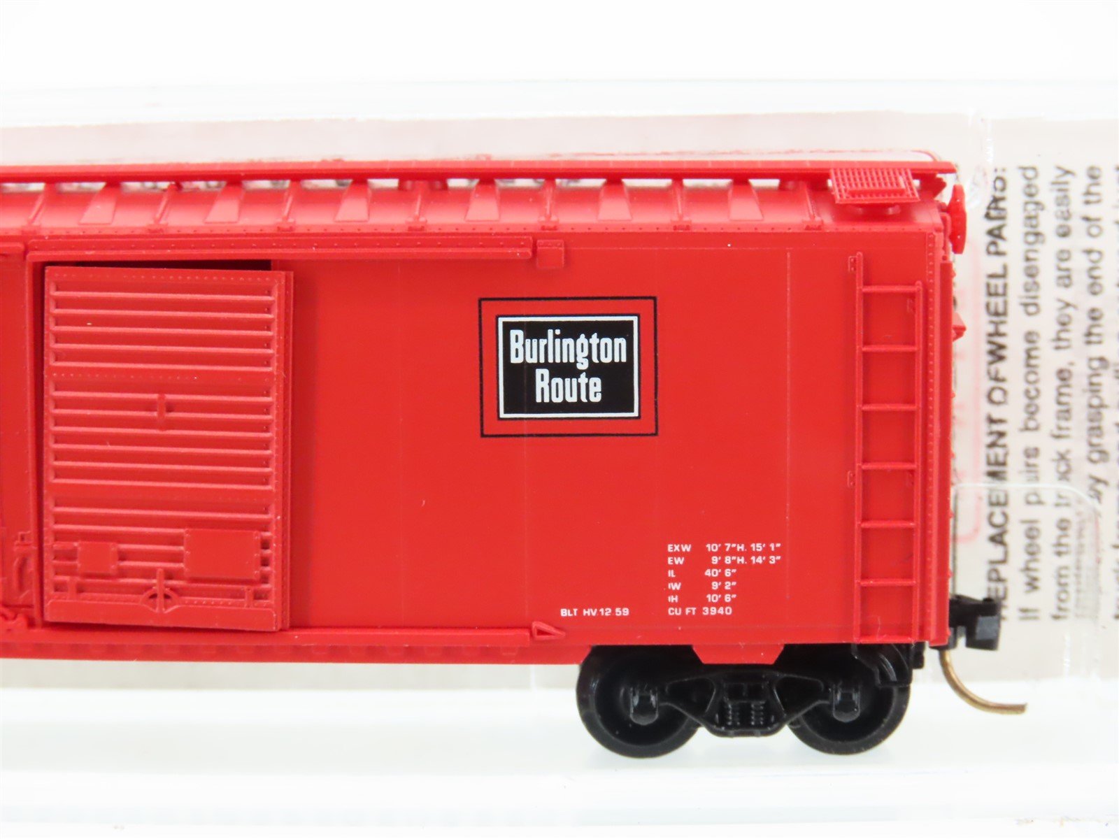 N Scale Micro-Trains MTL 22100 CB&Q Burlington Route 40' Box Car #41465