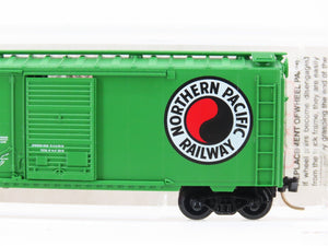 N Scale Micro-Trains MTL 22090 NP Northern Pacific Railway 40' Box Car #8130