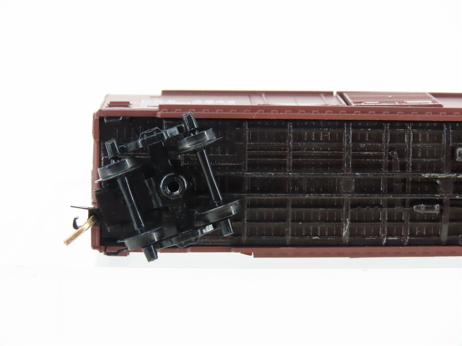 N Scale Micro-Trains MTL 22070 PGE Pacific Great Eastern 40' Box Car #4942