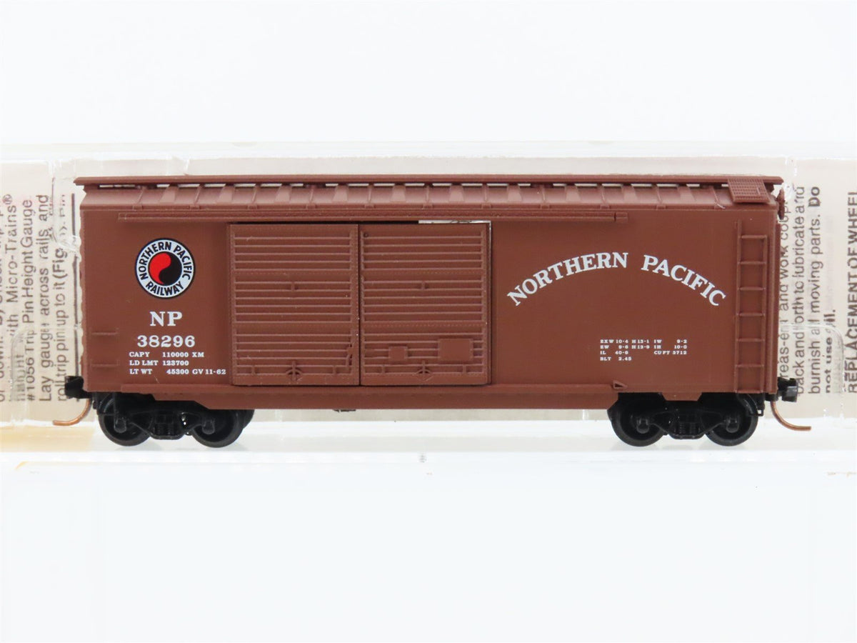 N Scale Micro-Trains MTL 23250 NP Northern Pacific 40&#39; Box Car #38296