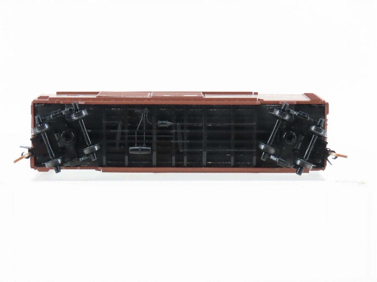 N Scale Micro-Trains MTL 23250 NP Northern Pacific 40&#39; Box Car #38296