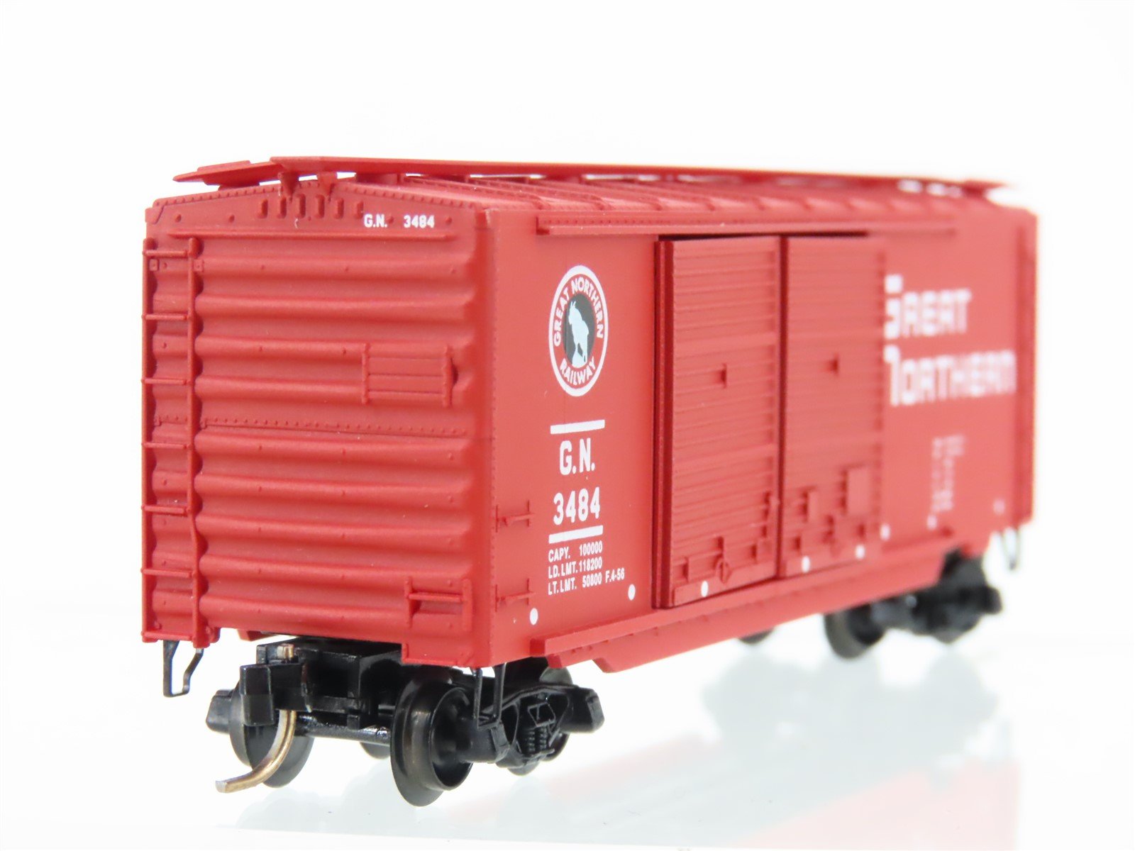 N Scale Micro-Trains MTL 23210 GN Great Northern 40' Circus Box Car #3484