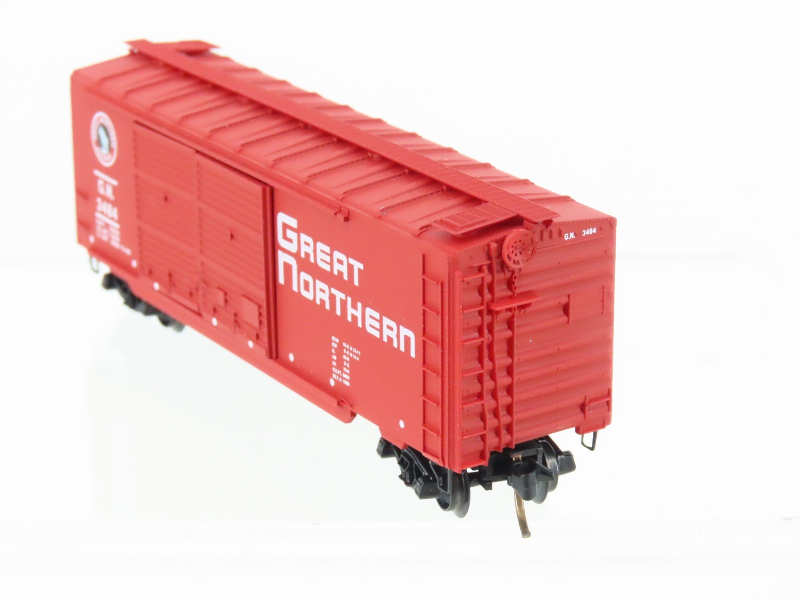 N Scale Micro-Trains MTL 23210 GN Great Northern 40' Circus Box Car #3484