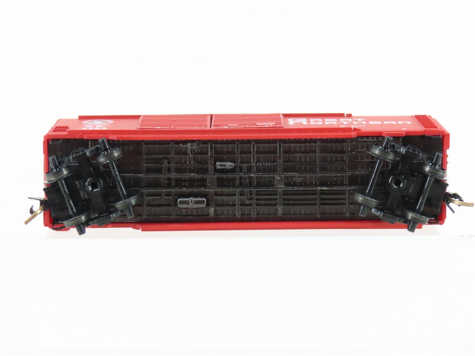 N Scale Micro-Trains MTL 23210 GN Great Northern 40' Circus Box Car #3484