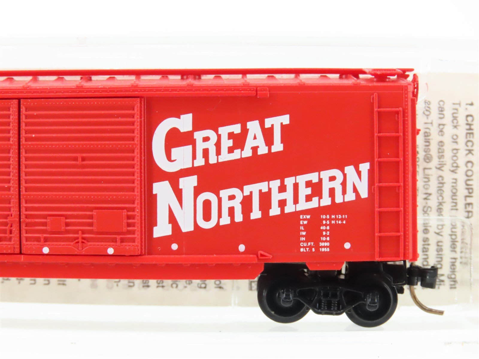 N Scale Micro-Trains MTL 23200 GN Great Northern 40' Circus Box Car #3249