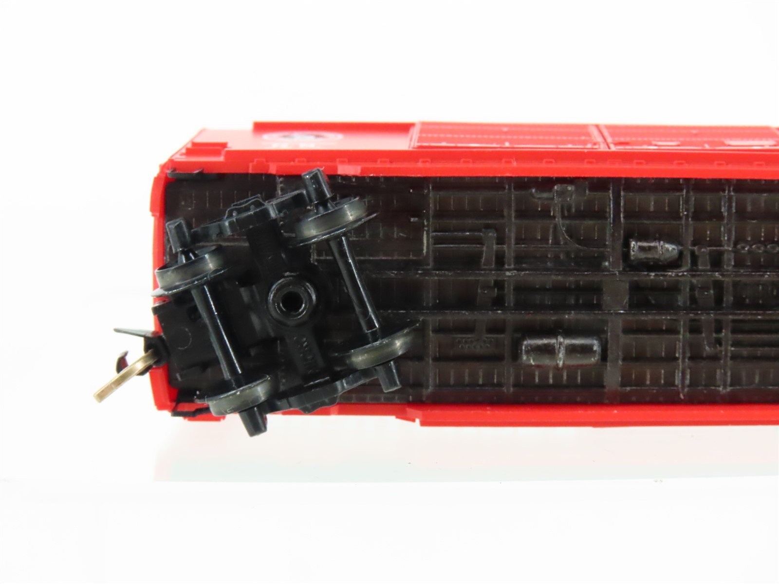 N Scale Micro-Trains MTL 23200 GN Great Northern 40' Circus Box Car #3249