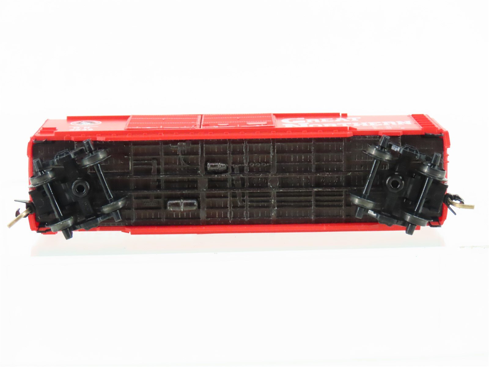 N Scale Micro-Trains MTL 23200 GN Great Northern 40' Circus Box Car #3249