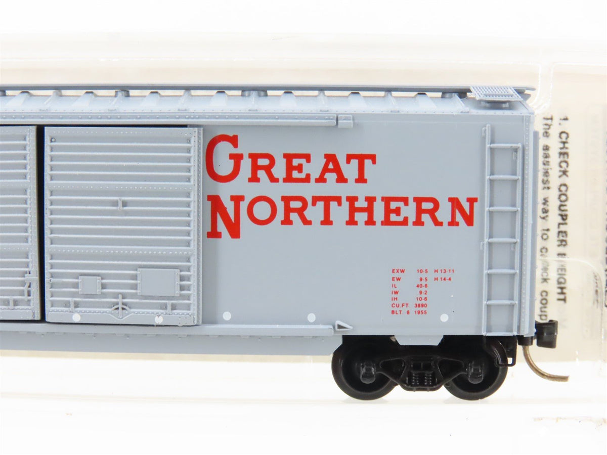 N Scale Micro-Trains MTL 23180 GN Great Northern 40&#39; Box Car #3345