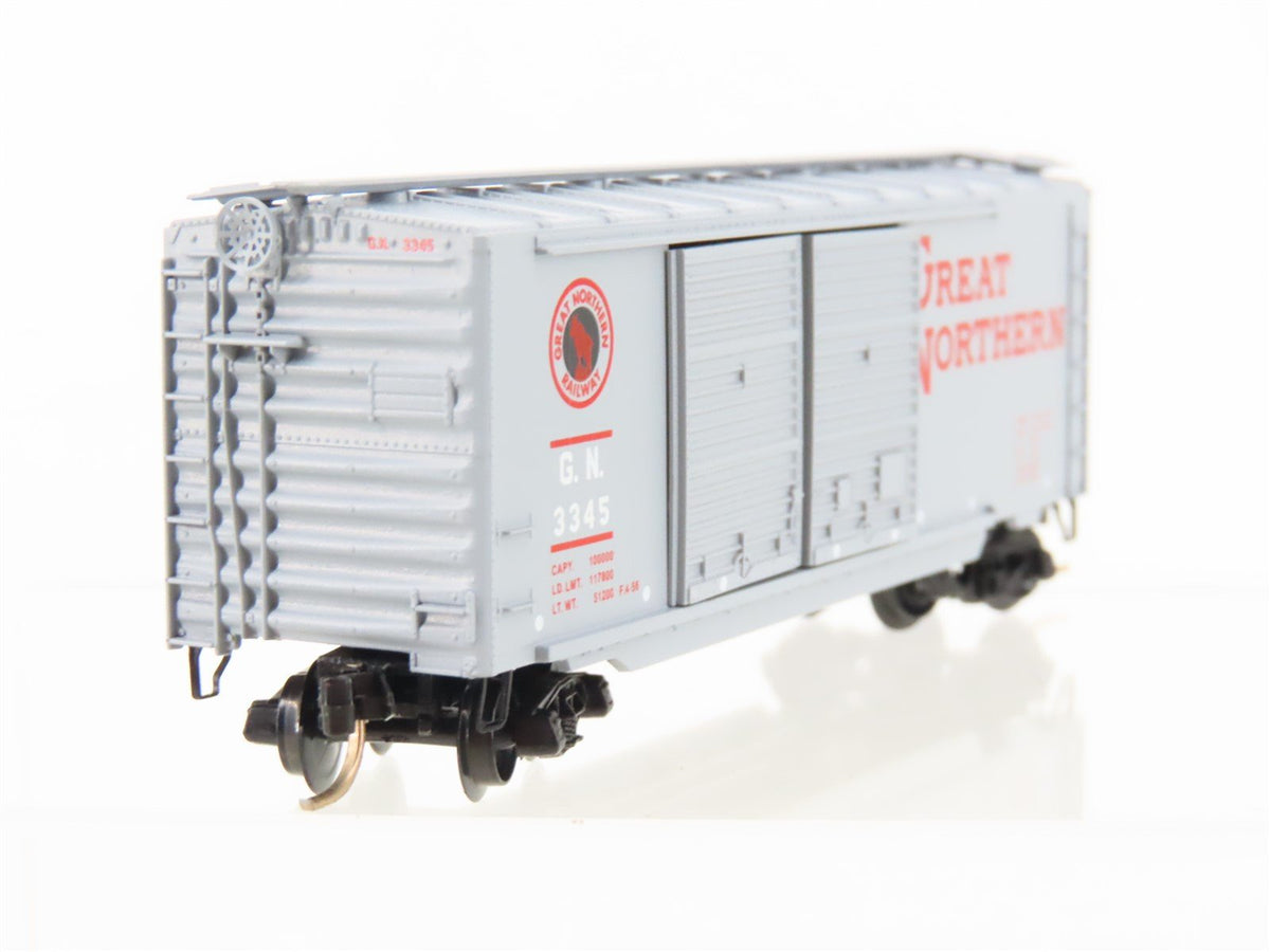 N Scale Micro-Trains MTL 23180 GN Great Northern 40&#39; Box Car #3345