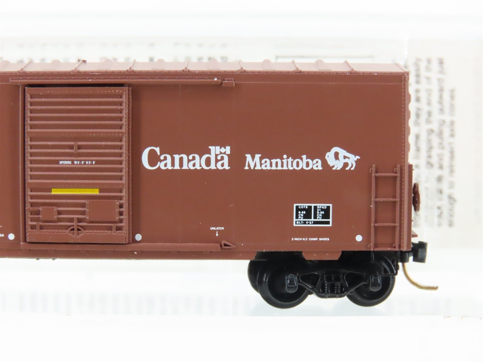 N Scale Micro-Trains MTL 24280 CN Canadian National Manitoba 40' Box Car #446214